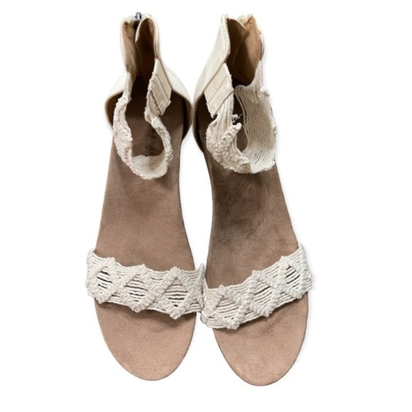 𝅺LUCKY Brand Heels 11M - Picture 1 of 5